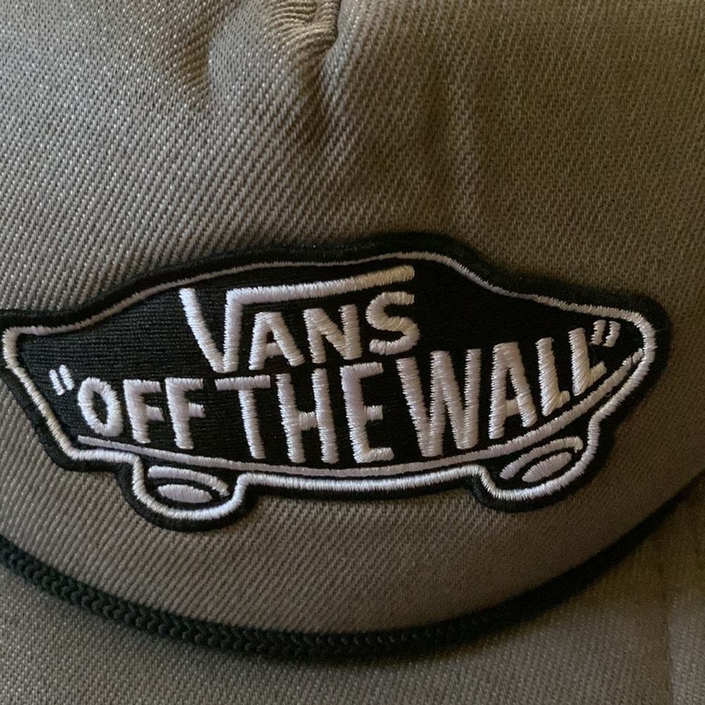 Vans hat - Picture 4 of 4